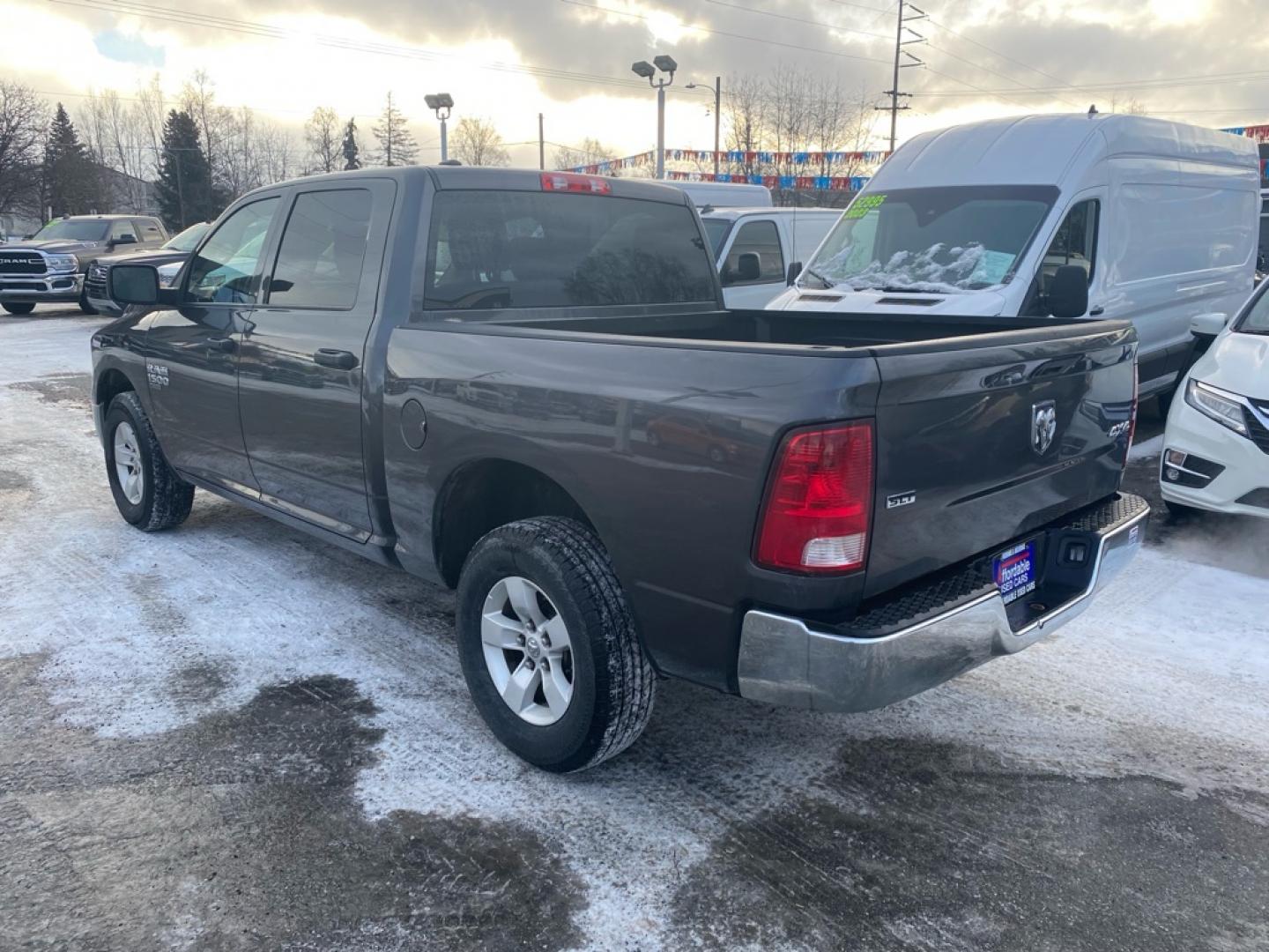 2022 GRAY RAM 1500 CLASSIC SLT (1C6RR7LG9NS) with an 3.6L engine, Automatic transmission, located at 929 East 8th Ave, Anchorage, AK, 99501, (907) 274-2277, 61.214783, -149.866074 - Photo#2