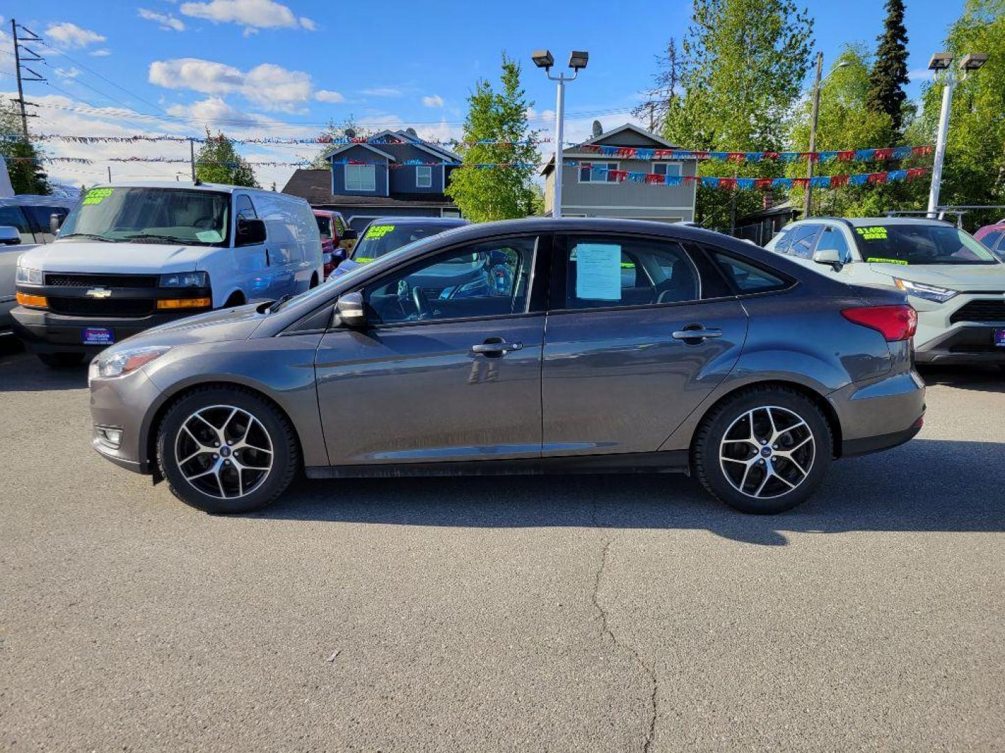 2018 GRAY FORD FOCUS SEL (1FADP3H27JL) with an 2.0L engine, Automatic transmission, located at 929 East 8th Ave, Anchorage, AK, 99501, (907) 274-2277, 61.214783, -149.866074 - Photo#1