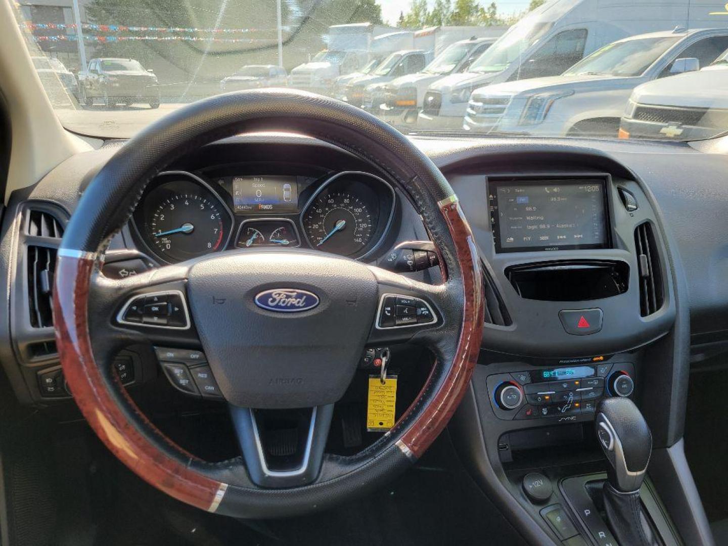 2018 GRAY FORD FOCUS SEL (1FADP3H27JL) with an 2.0L engine, Automatic transmission, located at 929 East 8th Ave, Anchorage, AK, 99501, (907) 274-2277, 61.214783, -149.866074 - Photo#4