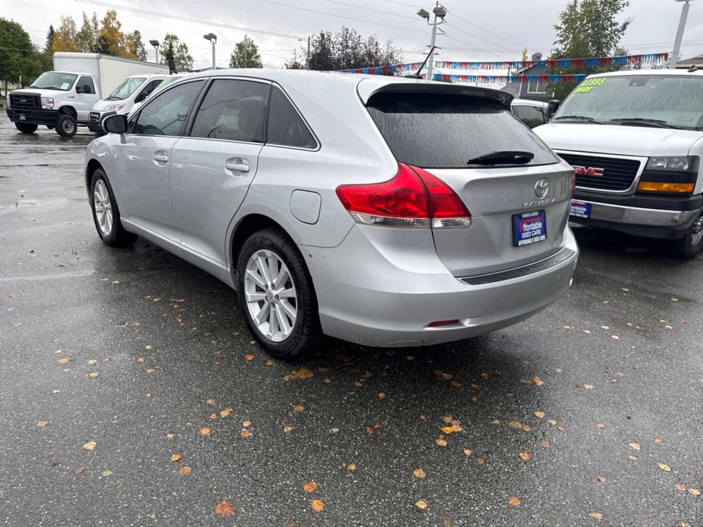 2011 SILVER TOYOTA VENZA BASE (4T3ZA3BB9BU) with an 2.7L engine, Automatic transmission, located at 929 East 8th Ave, Anchorage, AK, 99501, (907) 274-2277, 61.214783, -149.866074- Photo#4