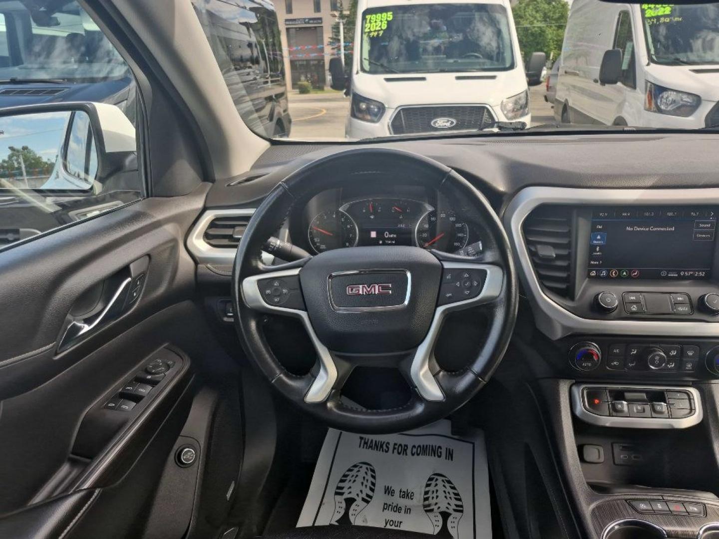 2020 WHITE GMC ACADIA SLT (1GKKNUL47LZ) with an 2.0L engine, Automatic transmission, located at 929 East 8th Ave, Anchorage, AK, 99501, (907) 274-2277, 61.214783, -149.866074- Photo#4