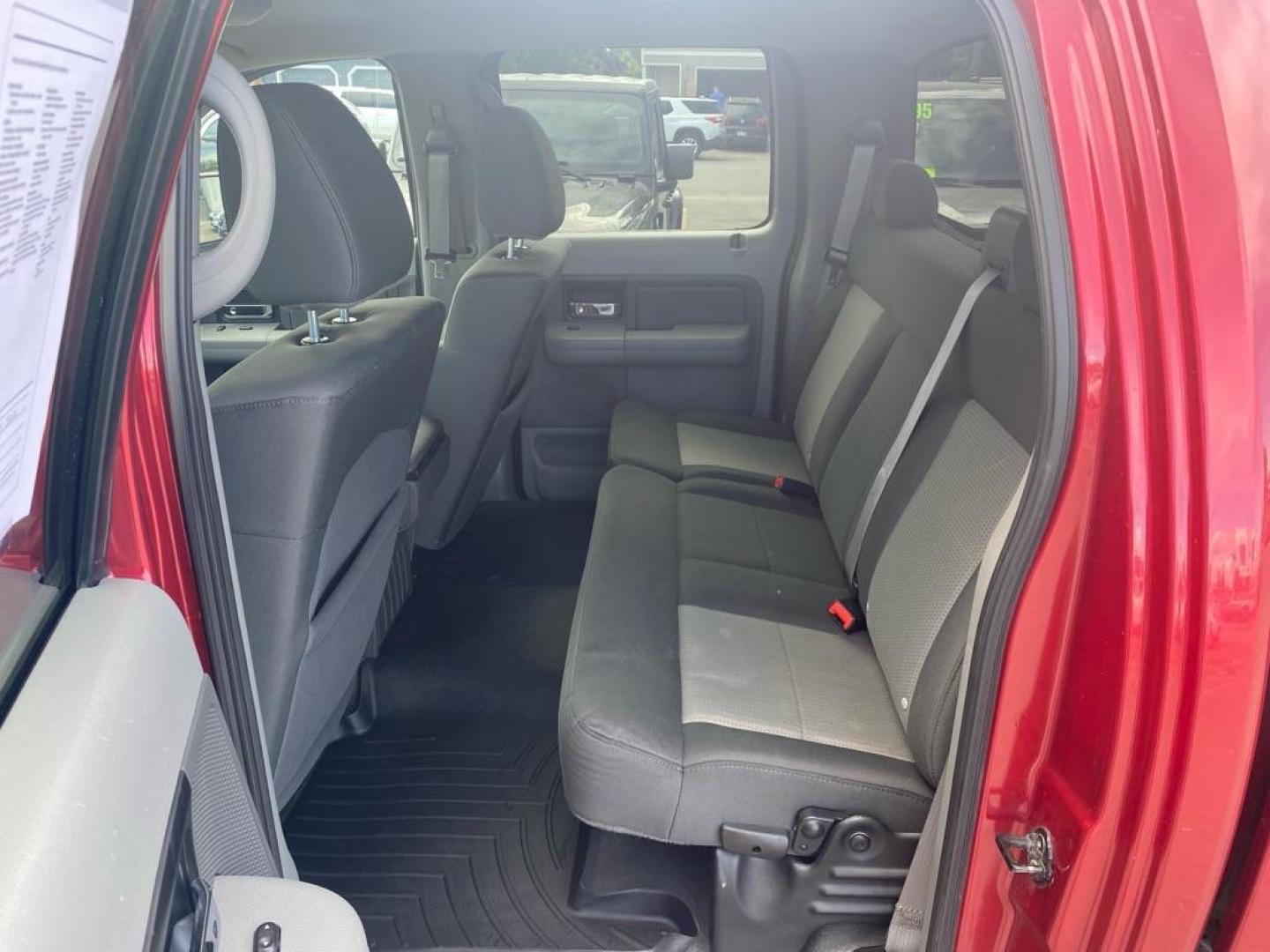 2008 MAROON FORD F150 SUPERCREW XLT (1FTPW14V68F) with an 5.4L engine, Automatic transmission, located at 929 East 8th Ave, Anchorage, AK, 99501, (907) 274-2277, 61.214783, -149.866074 - Photo#3