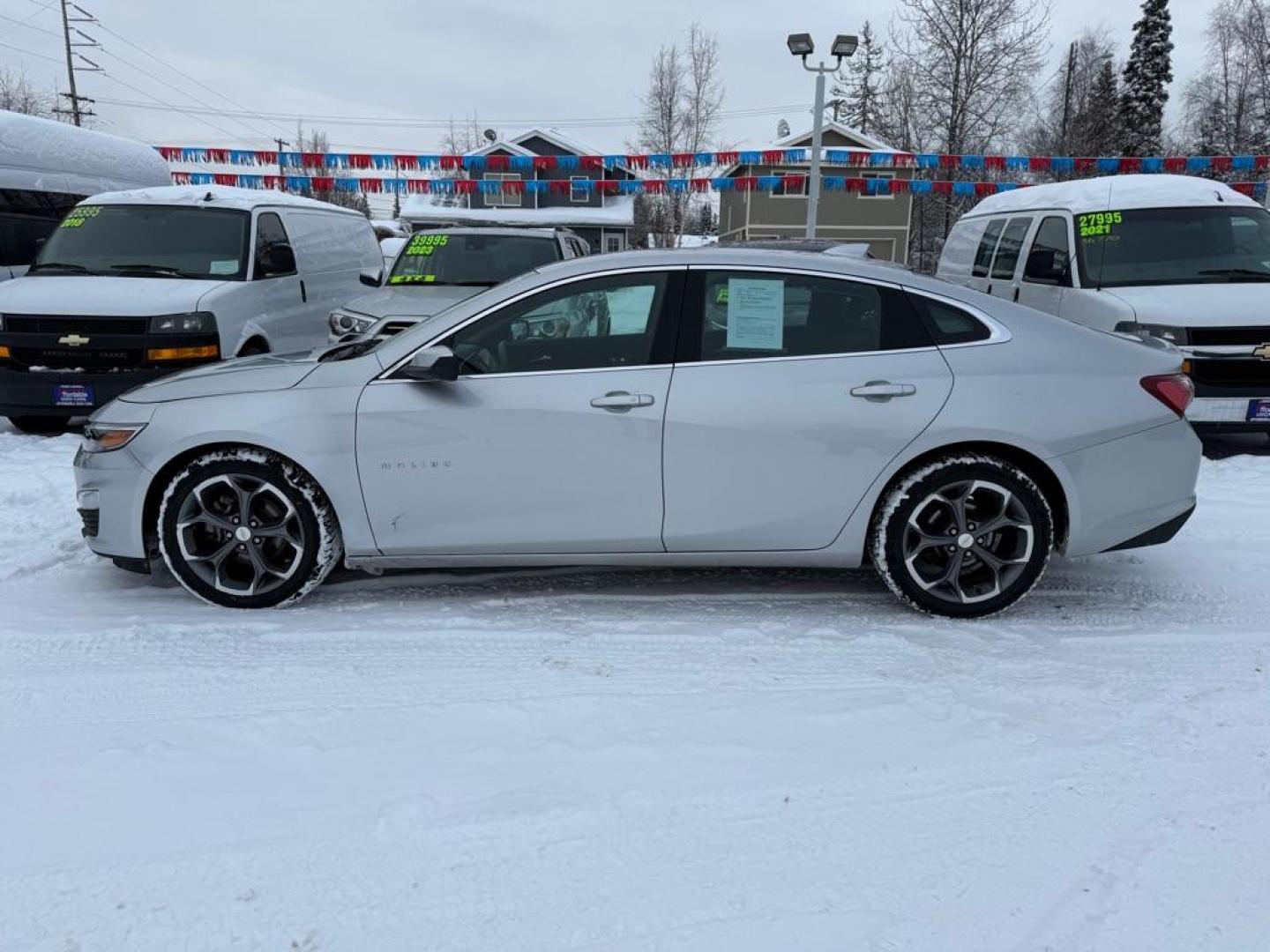 2020 SILVER CHEVROLET MALIBU LT (1G1ZD5ST9LF) with an 1.5L engine, Continuously Variable transmission, located at 929 East 8th Ave, Anchorage, AK, 99501, (907) 274-2277, 61.214783, -149.866074 - Photo#1