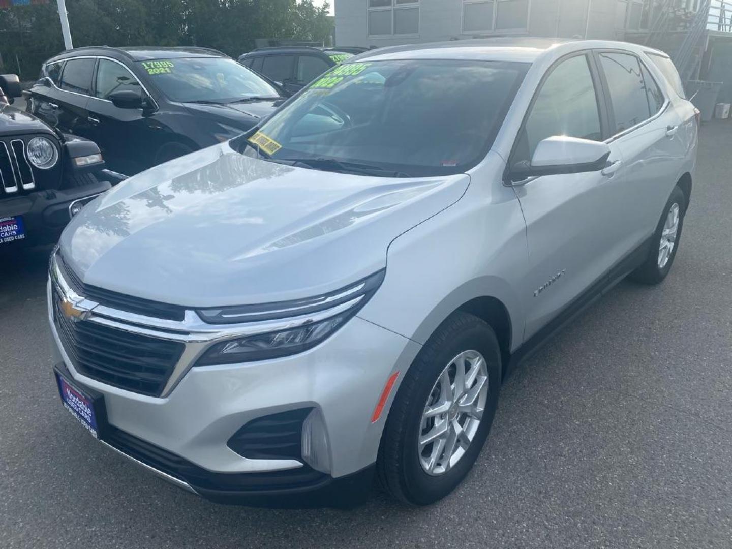 2022 SILVER CHEVROLET EQUINOX LT (3GNAXUEV8NL) with an 1.5L engine, Automatic transmission, located at 929 East 8th Ave, Anchorage, AK, 99501, (907) 274-2277, 61.214783, -149.866074 - Photo#0