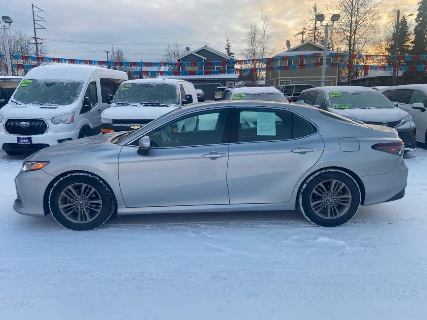 2021 SILVER TOYOTA CAMRY LE (4T1C11BK3MU) with an 2.5L engine, Automatic transmission, located at 929 East 8th Ave, Anchorage, AK, 99501, (907) 274-2277, 61.214783, -149.866074 - Photo#1