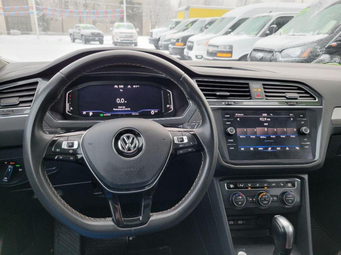 2021 SILVER VOLKSWAGEN TIGUAN SE (3VV2B7AXXMM) with an 2.0L engine, Automatic transmission, located at 929 East 8th Ave, Anchorage, AK, 99501, (907) 274-2277, 61.214783, -149.866074 - Photo#4