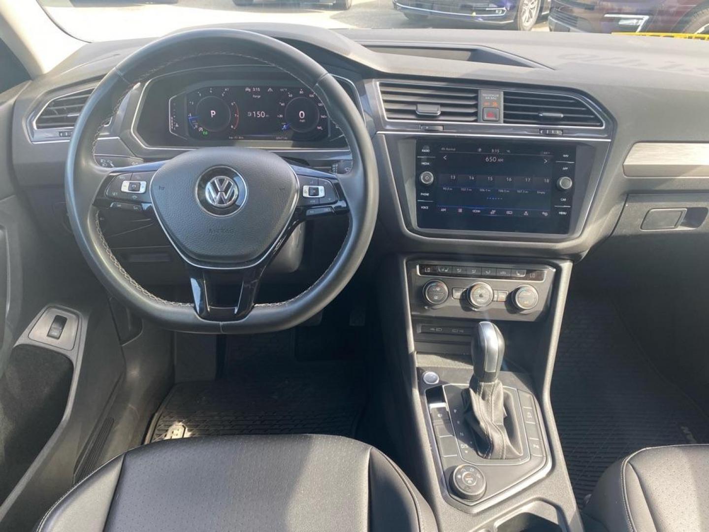 2021 BLUE VOLKSWAGEN TIGUAN SE (3VV2B7AX4MM) with an 2.0L engine, Automatic transmission, located at 929 East 8th Ave, Anchorage, AK, 99501, (907) 274-2277, 61.214783, -149.866074 - Photo#4