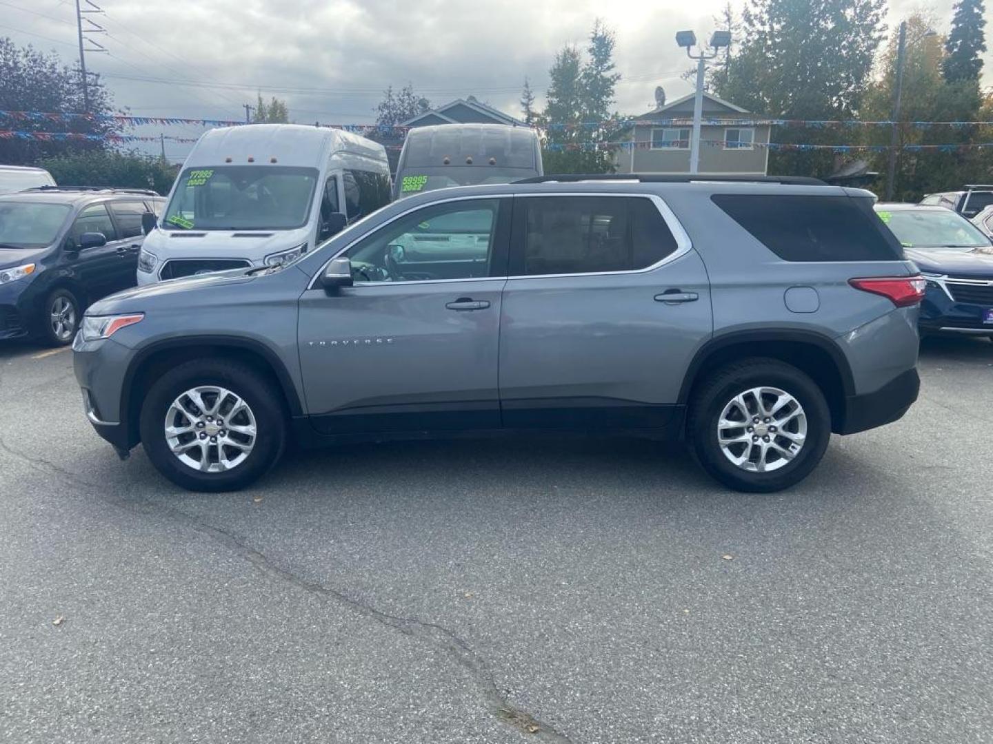 2021 SILVER CHEVROLET TRAVERSE LT (1GNEVHKW5MJ) with an 3.6L engine, Automatic transmission, located at 929 East 8th Ave, Anchorage, AK, 99501, (907) 274-2277, 61.214783, -149.866074 - Photo#1