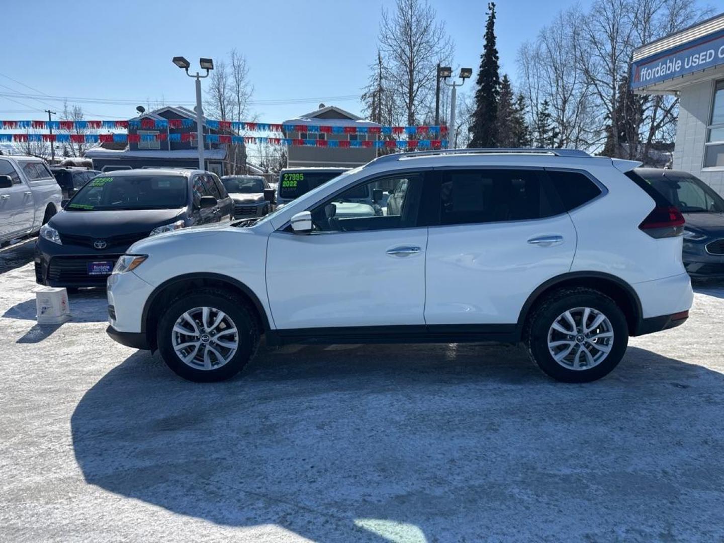 2019 WHITE NISSAN ROGUE S (KNMAT2MV1KP) with an 2.5L engine, Continuously Variable transmission, located at 929 East 8th Ave, Anchorage, AK, 99501, (907) 274-2277, 61.214783, -149.866074 - Photo#1