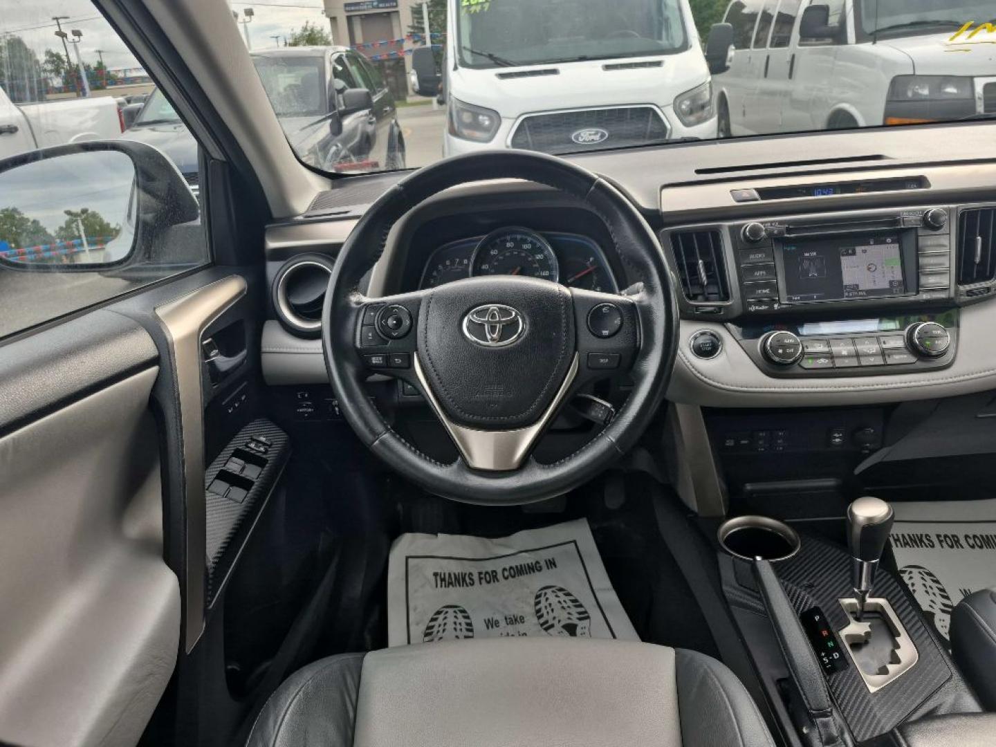 2014 SILVER TOYOTA RAV4 LIMITED (2T3DFREV1EW) with an 2.5L engine, Automatic transmission, located at 929 East 8th Ave, Anchorage, AK, 99501, (907) 274-2277, 61.214783, -149.866074- Photo#4