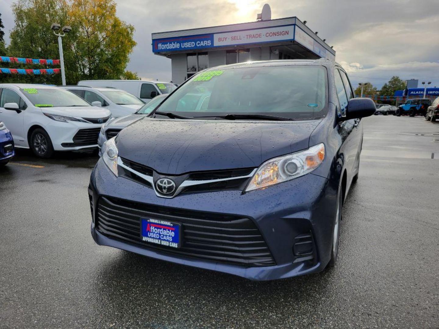 2019 BLUE TOYOTA SIENNA LE (5TDKZ3DC0KS) with an 3.5L engine, Automatic transmission, located at 929 East 8th Ave, Anchorage, AK, 99501, (907) 274-2277, 61.214783, -149.866074 - Photo#0