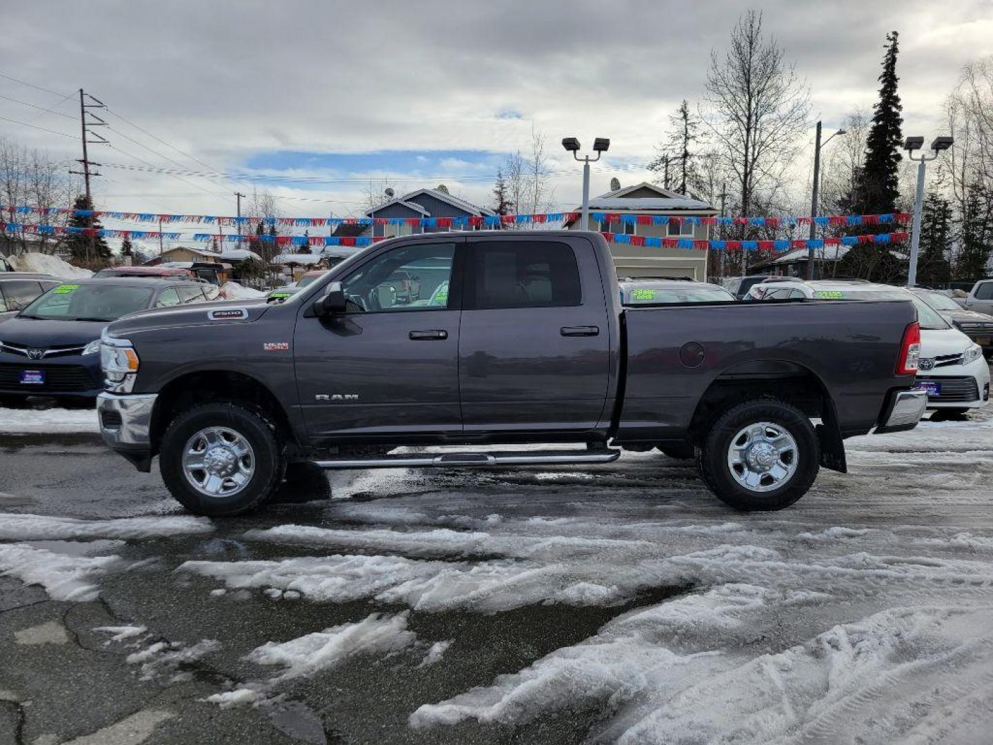 2022 GRAY RAM 2500 BIG HORN/LONE STAR (3C6UR5DJ0NG) with an 6.4L engine, Automatic transmission, located at 929 East 8th Ave, Anchorage, AK, 99501, (907) 274-2277, 61.214783, -149.866074 - Photo#1