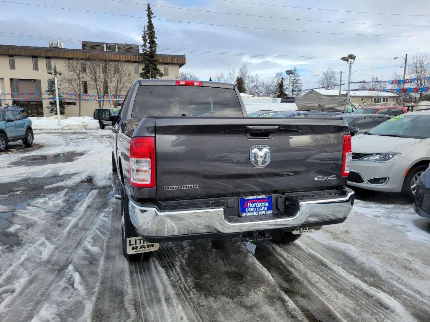 2022 GRAY RAM 2500 BIG HORN/LONE STAR (3C6UR5DJ0NG) with an 6.4L engine, Automatic transmission, located at 929 East 8th Ave, Anchorage, AK, 99501, (907) 274-2277, 61.214783, -149.866074 - Photo#2