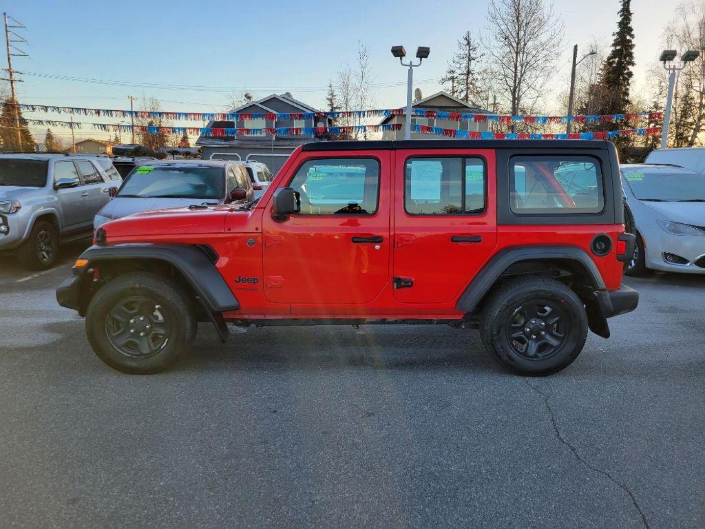 2022 RED JEEP WRANGLER UNLIMI SPORT (1C4HJXDG1NW) with an 3.6L engine, Automatic transmission, located at 929 East 8th Ave, Anchorage, AK, 99501, (907) 274-2277, 61.214783, -149.866074 - Photo#3