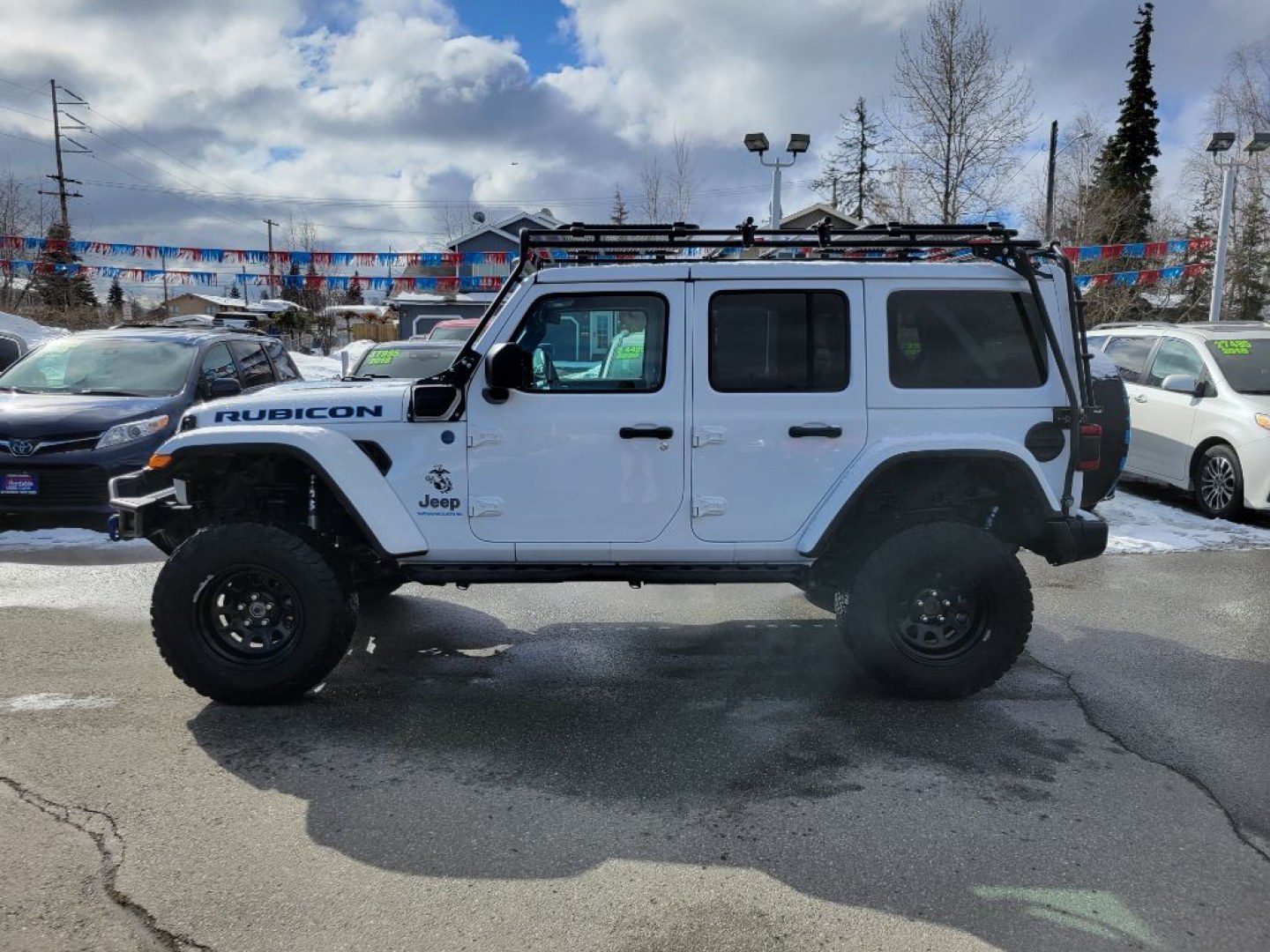 2023 WHITE JEEP WRANGLER RUBICON 4XE (1C4JJXR6XPW) with an 2.0L engine, Automatic transmission, located at 929 East 8th Ave, Anchorage, AK, 99501, (907) 274-2277, 61.214783, -149.866074- Photo#1