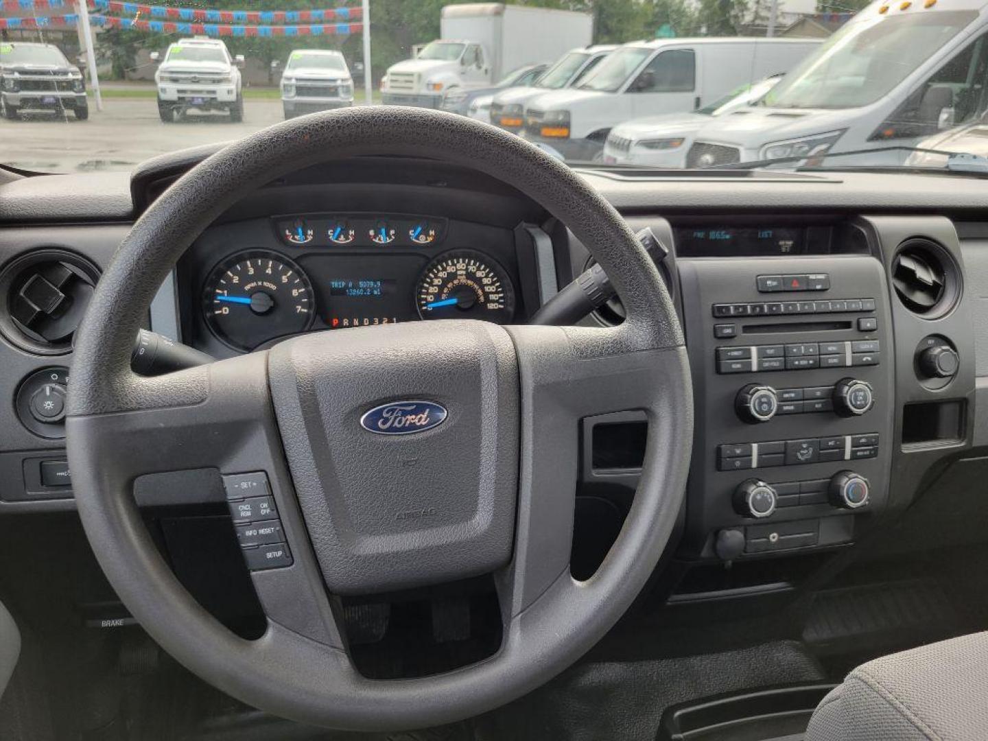 2014 GREEN FORD F150 XL (1FTMF1CM9EK) with an 3.7L engine, Automatic transmission, located at 929 East 8th Ave, Anchorage, AK, 99501, (907) 274-2277, 61.214783, -149.866074 - Photo#4