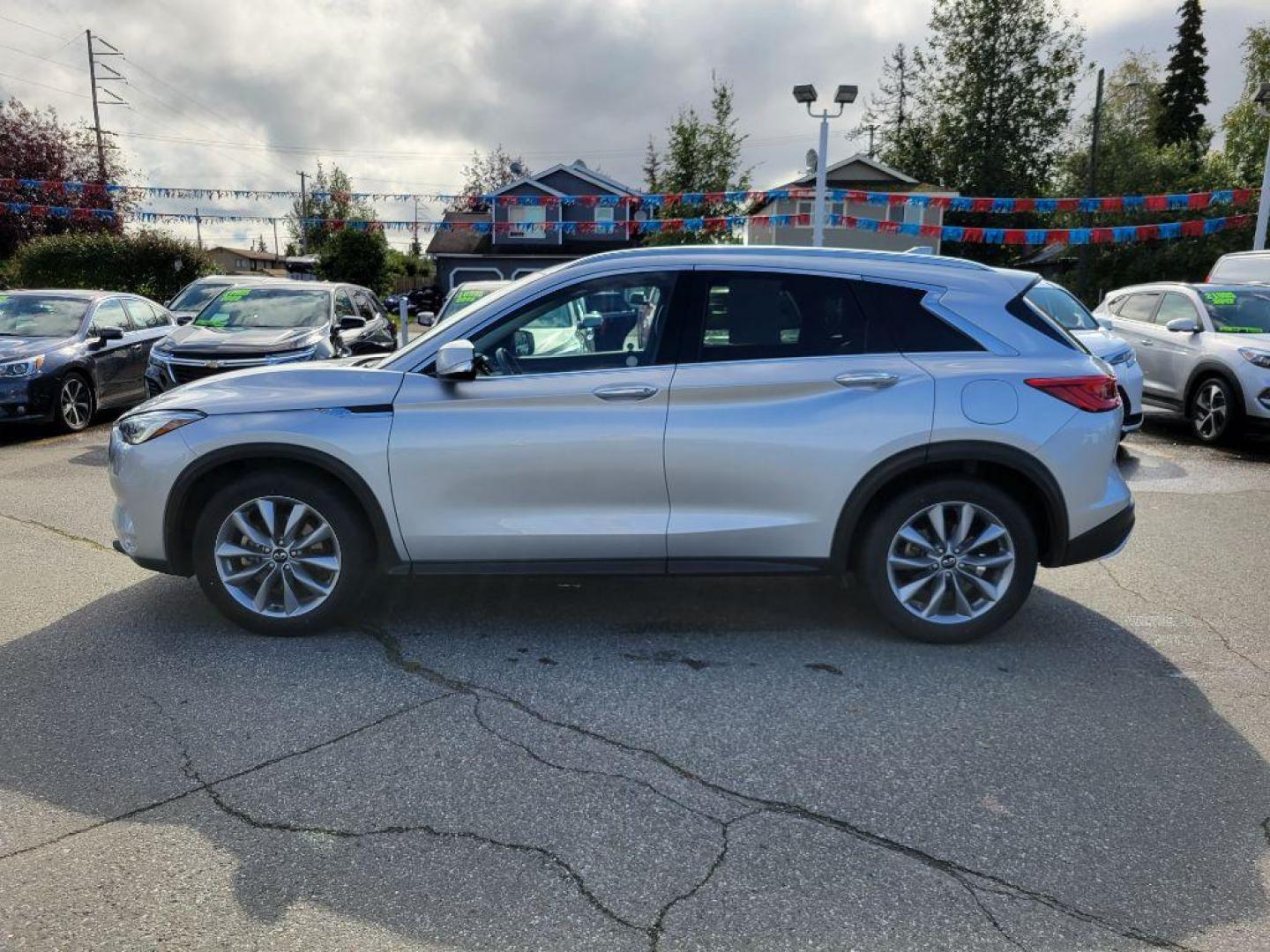 2021 SILVER INFINITI QX50 LUXE (3PCAJ5BB6MF) with an 2.0L engine, Continuously Variable transmission, located at 929 East 8th Ave, Anchorage, AK, 99501, (907) 274-2277, 61.214783, -149.866074 - Photo#1