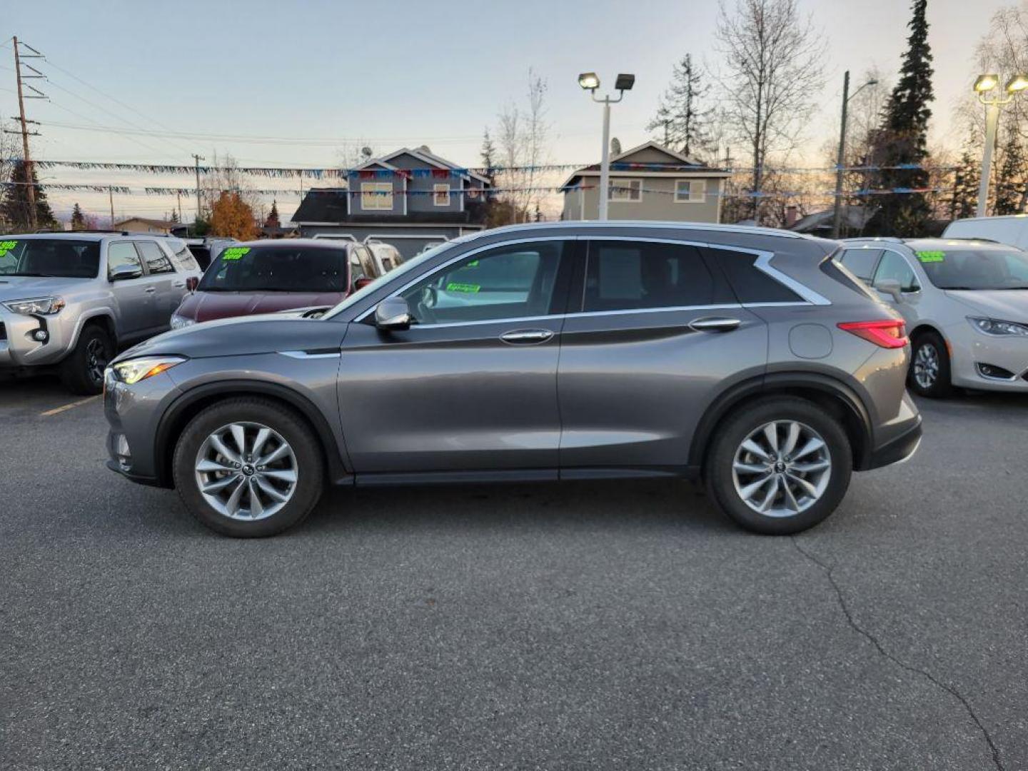 2021 GRAY INFINITI QX50 LUXE LUXE (3PCAJ5BBXMF) with an 2.0L engine, Continuously Variable transmission, located at 929 East 8th Ave, Anchorage, AK, 99501, (907) 274-2277, 61.214783, -149.866074 - Photo#1