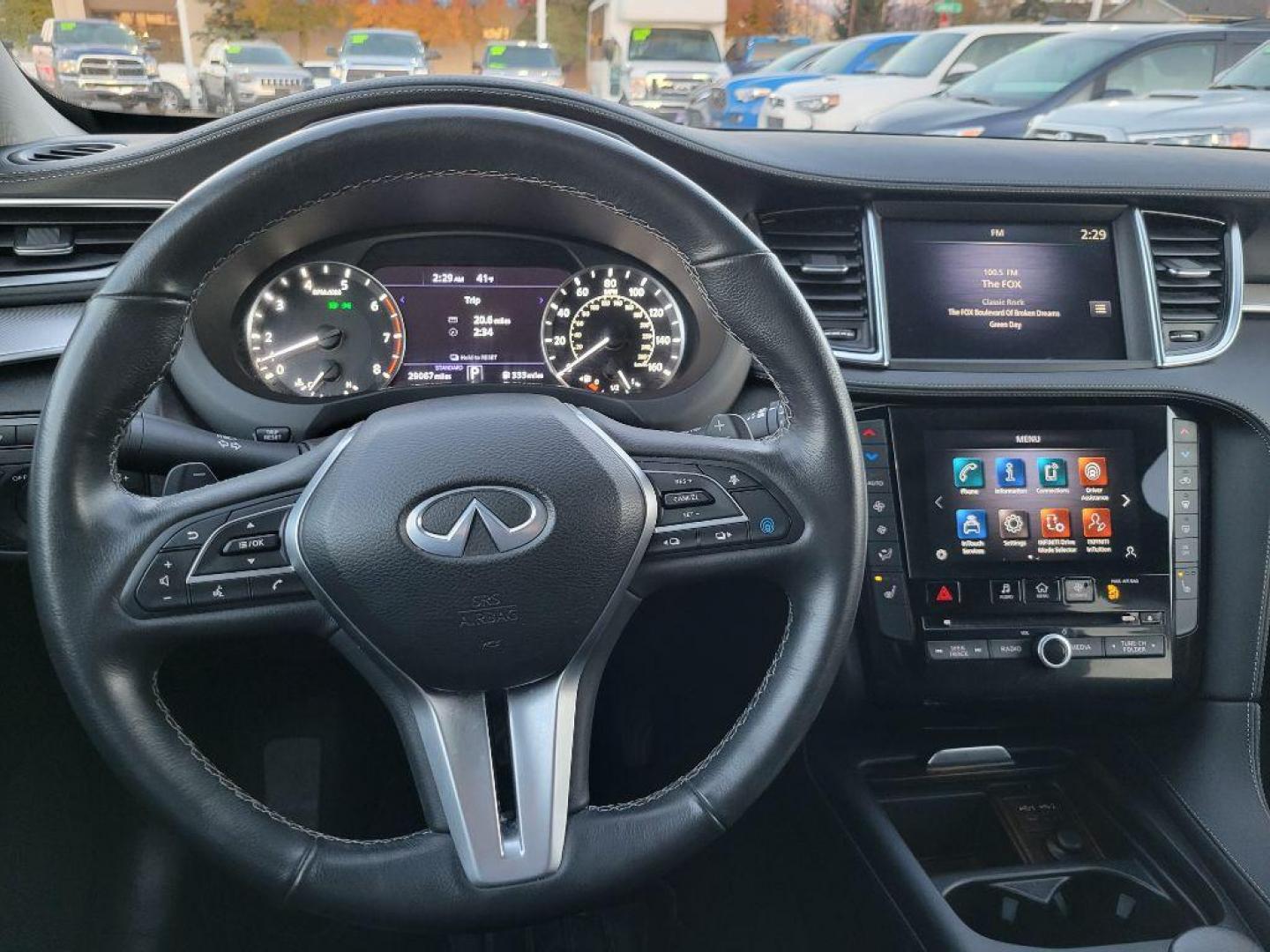 2021 GRAY INFINITI QX50 LUXE LUXE (3PCAJ5BBXMF) with an 2.0L engine, Continuously Variable transmission, located at 929 East 8th Ave, Anchorage, AK, 99501, (907) 274-2277, 61.214783, -149.866074 - Photo#4