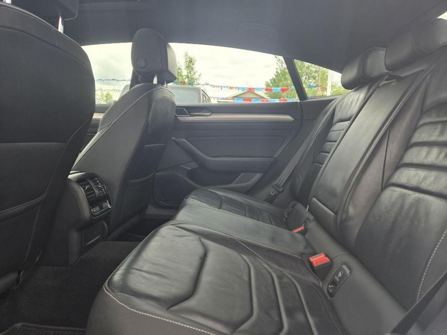 2019 WHITE VOLKSWAGEN ARTEON SEL PREMIUM (WVWTR7ANXKE) with an 2.0L engine, Automatic transmission, located at 929 East 8th Ave, Anchorage, AK, 99501, (907) 274-2277, 61.214783, -149.866074 - Photo#3