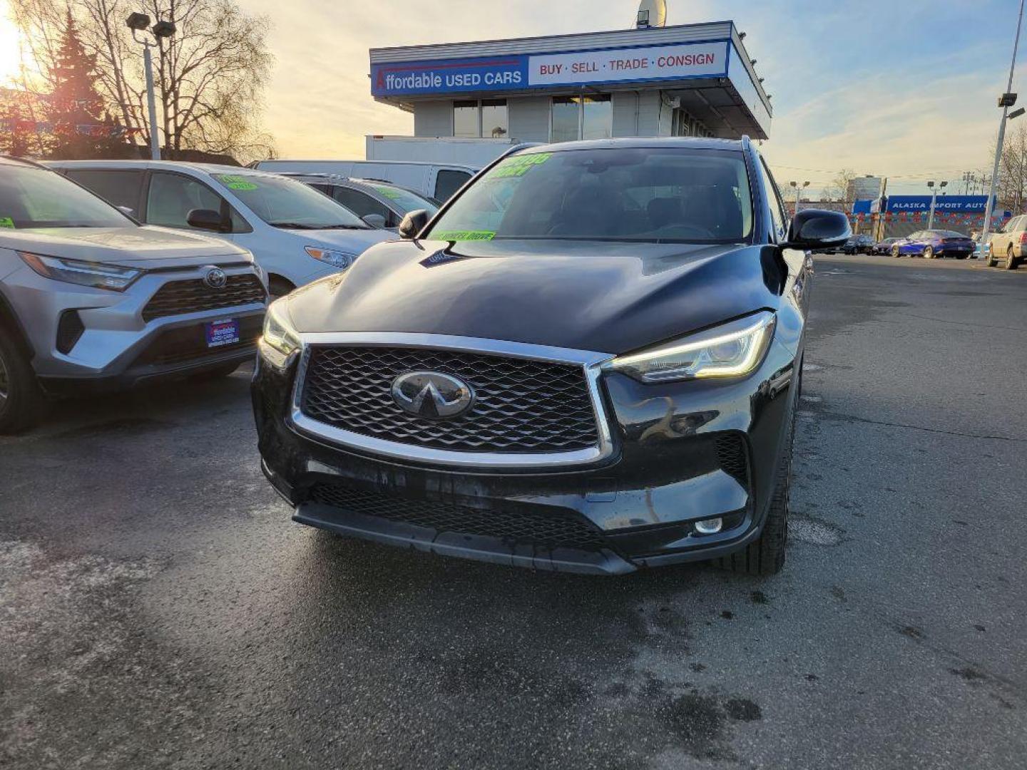 2021 BLACK INFINITI QX50 LUXE LUXE (3PCAJ5BB7MF) with an 2.0L engine, Continuously Variable transmission, located at 929 East 8th Ave, Anchorage, AK, 99501, (907) 274-2277, 61.214783, -149.866074 - Photo#0