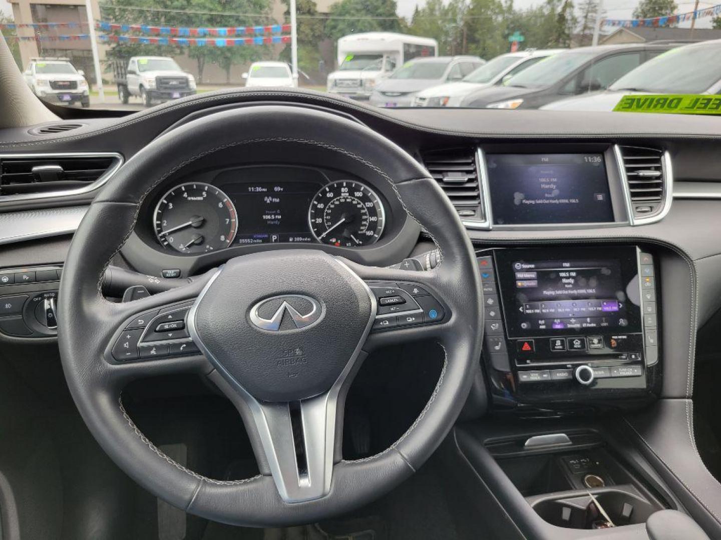 2021 BLACK INFINITI QX50 LUXE (3PCAJ5BB7MF) with an 2.0L engine, Continuously Variable transmission, located at 929 East 8th Ave, Anchorage, AK, 99501, (907) 274-2277, 61.214783, -149.866074 - Photo#4