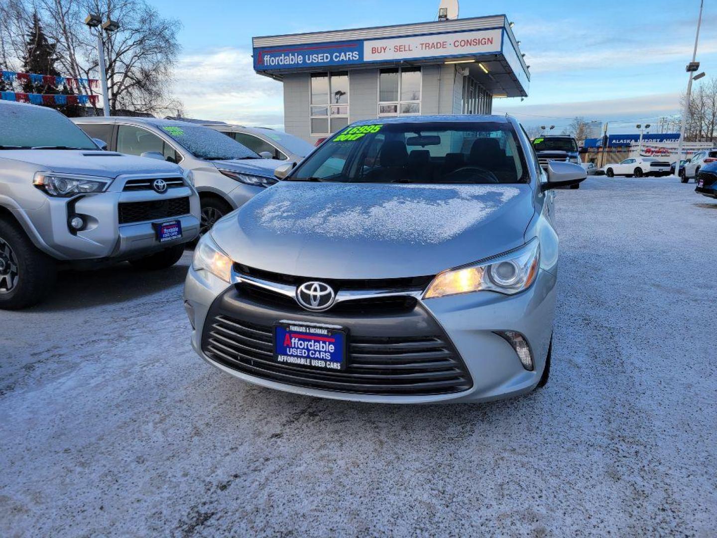 2017 SILVER TOYOTA CAMRY LE (4T1BF1FK6HU) with an 2.5L engine, Automatic transmission, located at 929 East 8th Ave, Anchorage, AK, 99501, (907) 274-2277, 61.214783, -149.866074 - Photo#0