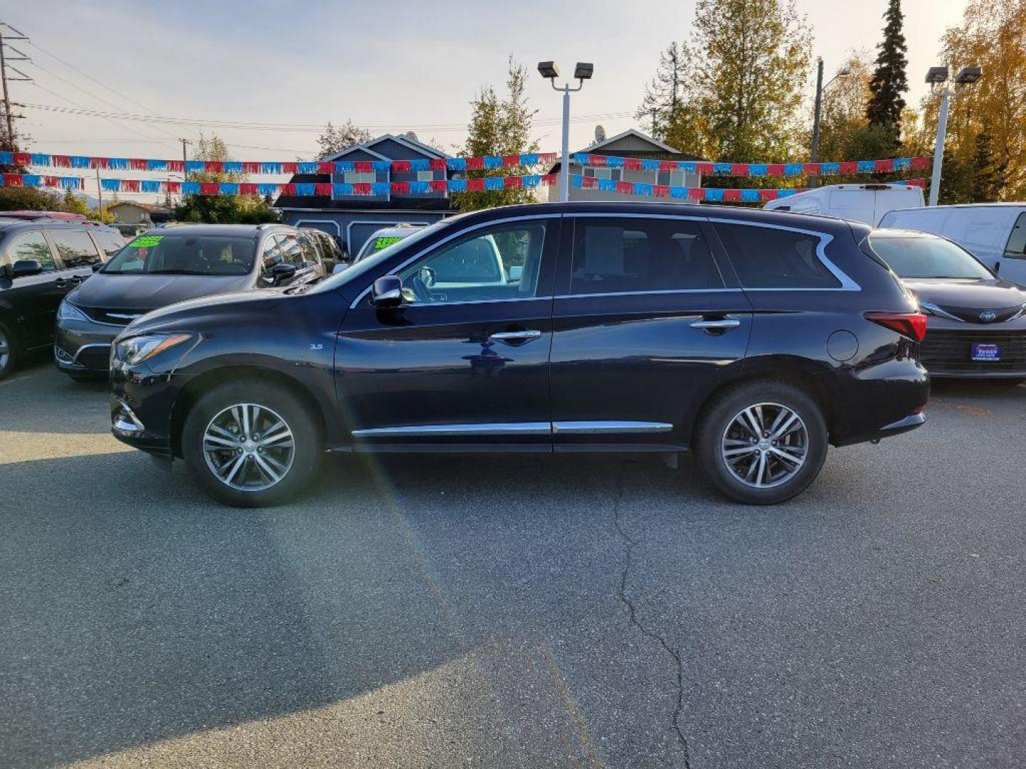 2020 BLUE INFINITI QX60 LUXE LUXE (5N1DL0MM8LC) with an 3.5L engine, Continuously Variable transmission, located at 929 East 8th Ave, Anchorage, AK, 99501, (907) 274-2277, 61.214783, -149.866074 - Photo#1