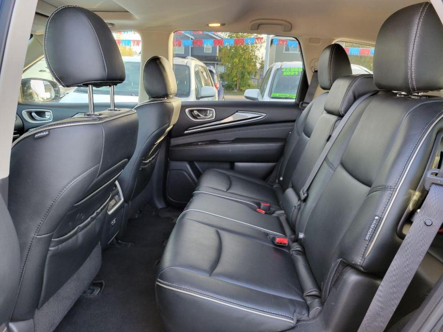 2020 BLUE INFINITI QX60 LUXE LUXE (5N1DL0MM8LC) with an 3.5L engine, Continuously Variable transmission, located at 929 East 8th Ave, Anchorage, AK, 99501, (907) 274-2277, 61.214783, -149.866074 - Photo#3