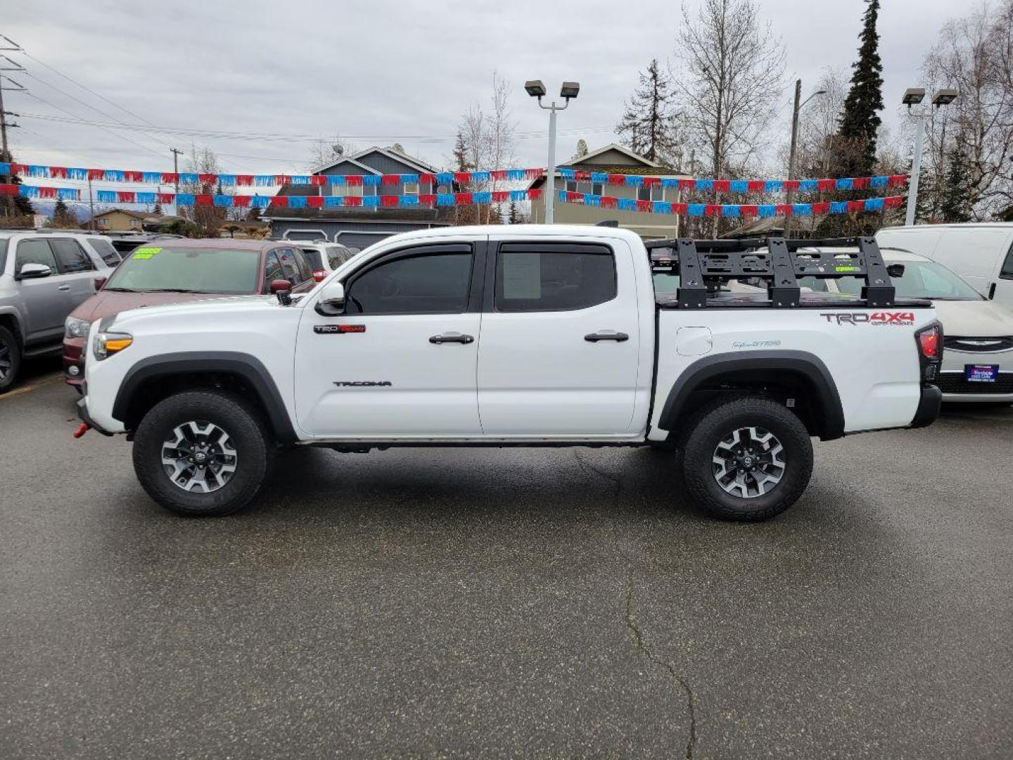 2023 WHITE TOYOTA TACOMA TRD DOUBLE CAB (3TMCZ5AN0PM) with an 3.5L engine, Automatic transmission, located at 929 East 8th Ave, Anchorage, AK, 99501, (907) 274-2277, 61.214783, -149.866074 - Photo#1