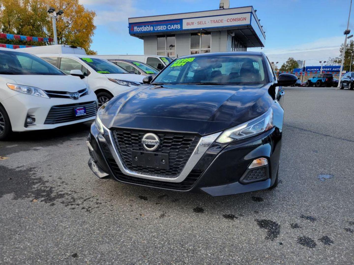 2021 BLACK NISSAN ALTIMA SV SV (1N4BL4DV1MN) with an 2.5L engine, Continuously Variable transmission, located at 929 East 8th Ave, Anchorage, AK, 99501, (907) 274-2277, 61.214783, -149.866074 - Photo#0