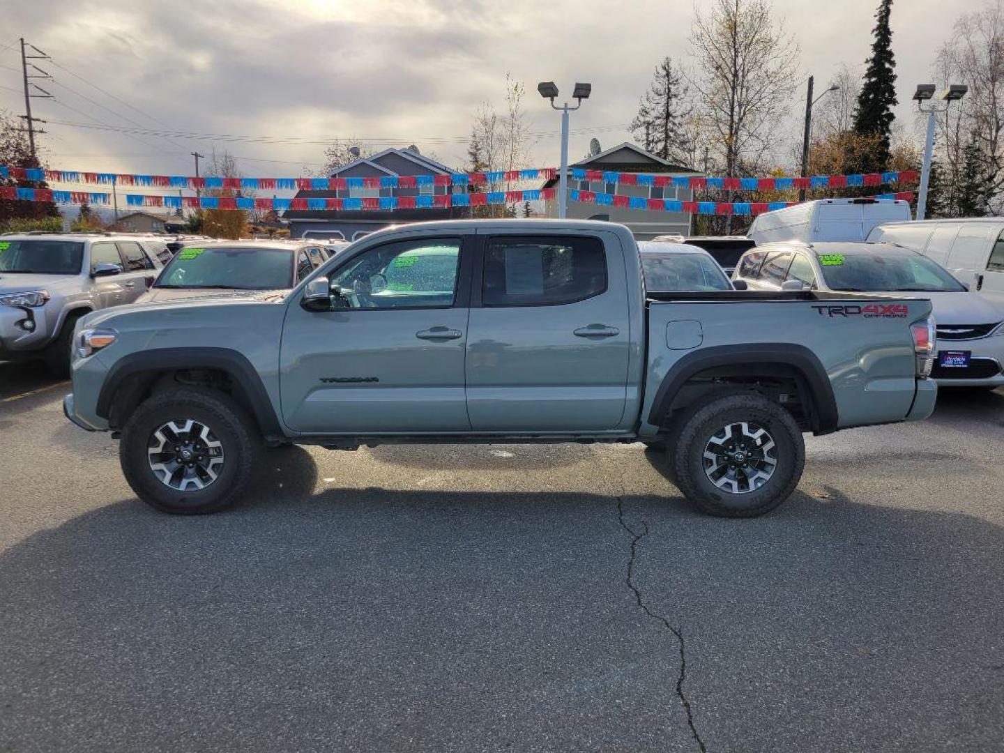 2022 GREEN TOYOTA TACOMA TRD DOUBLE CAB (3TMCZ5AN8NM) with an 3.5L engine, Automatic transmission, located at 929 East 8th Ave, Anchorage, AK, 99501, (907) 274-2277, 61.214783, -149.866074 - Photo#1