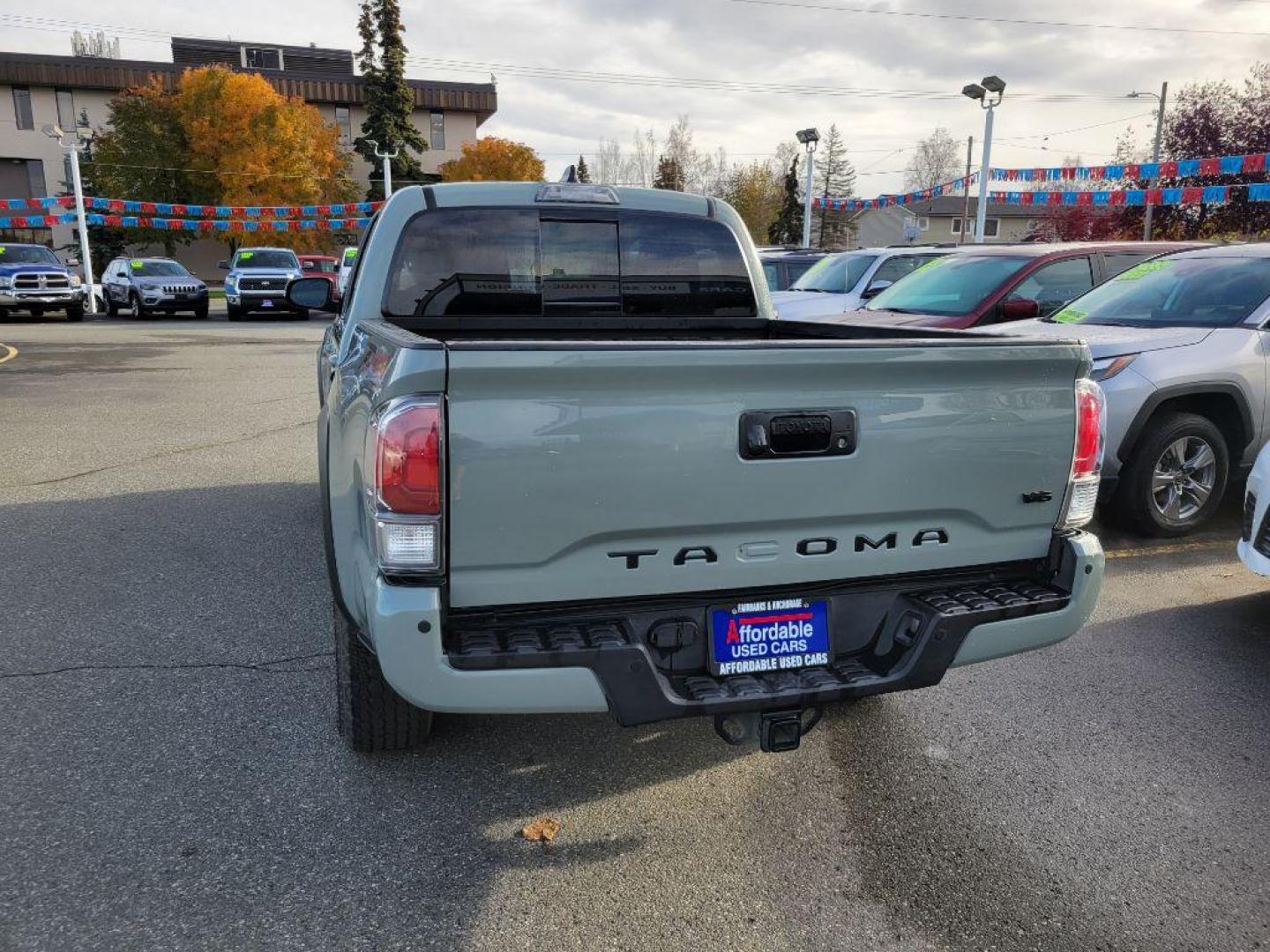 2022 GREEN TOYOTA TACOMA TRD DOUBLE CAB (3TMCZ5AN8NM) with an 3.5L engine, Automatic transmission, located at 929 East 8th Ave, Anchorage, AK, 99501, (907) 274-2277, 61.214783, -149.866074 - Photo#2