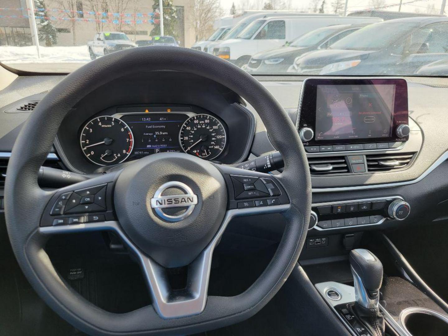 2021 SILVER NISSAN ALTIMA SV SV (1N4BL4DVXMN) with an 2.5L engine, Continuously Variable transmission, located at 929 East 8th Ave, Anchorage, AK, 99501, (907) 274-2277, 61.214783, -149.866074 - Photo#4