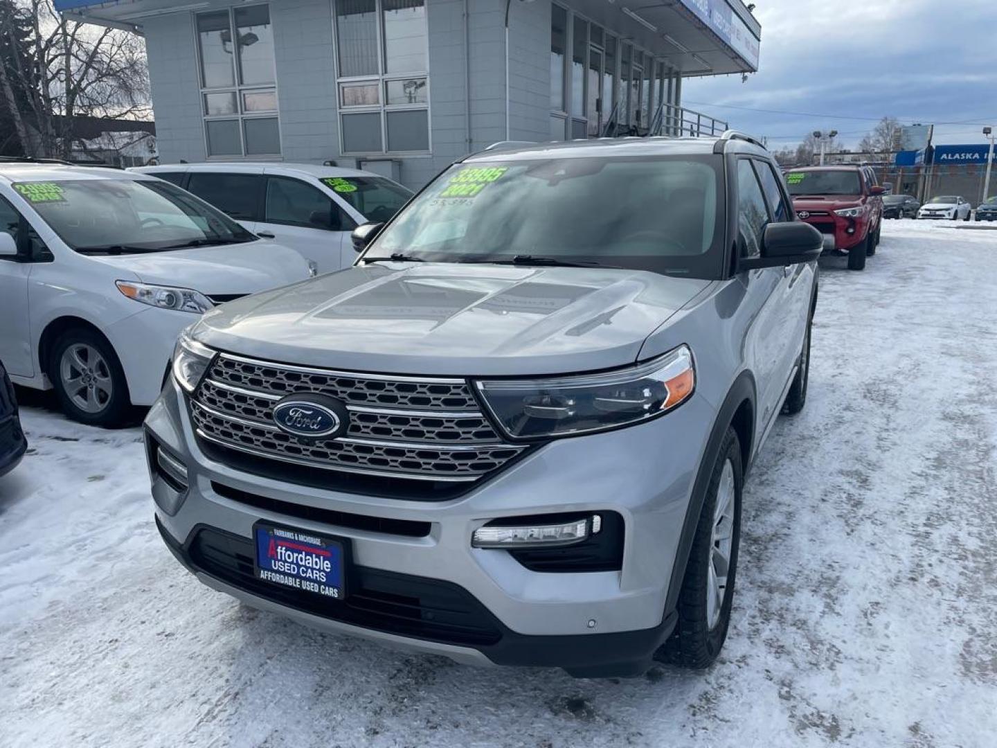 2021 SILVER FORD EXPLORER LIMITED (1FMSK8FH3MG) with an 2.3L engine, Automatic transmission, located at 929 East 8th Ave, Anchorage, AK, 99501, (907) 274-2277, 61.214783, -149.866074 - Photo#0