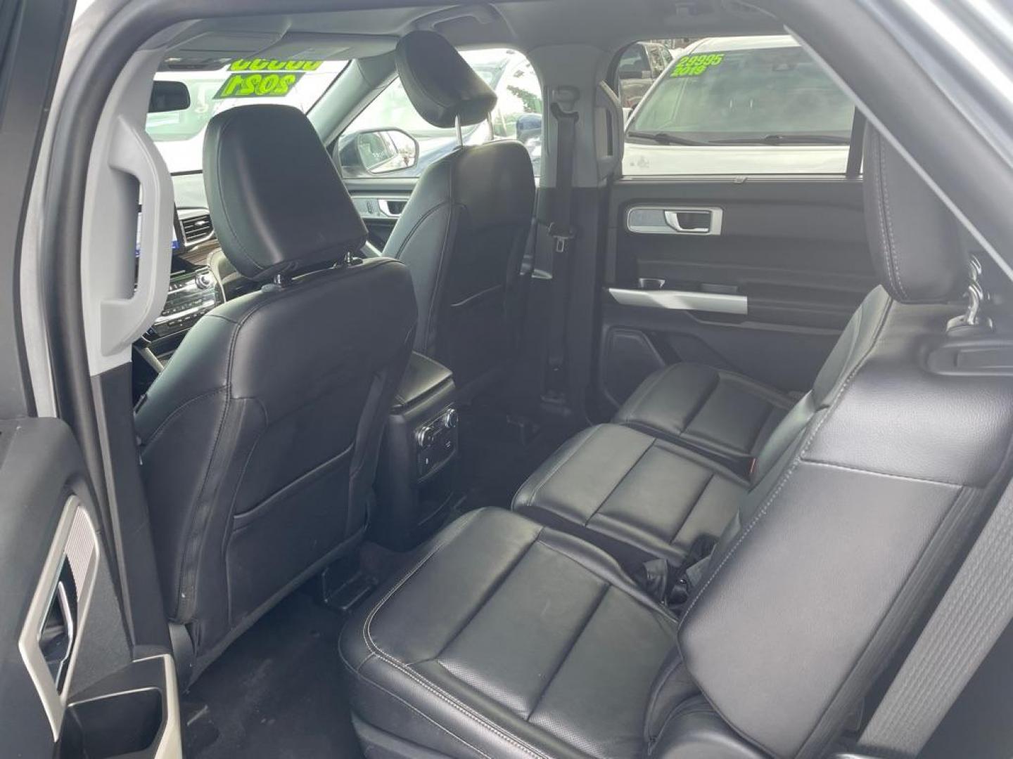 2021 SILVER FORD EXPLORER LIMITED (1FMSK8FH3MG) with an 2.3L engine, Automatic transmission, located at 929 East 8th Ave, Anchorage, AK, 99501, (907) 274-2277, 61.214783, -149.866074 - Photo#3