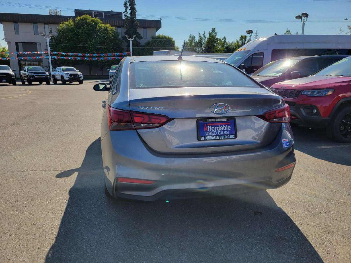 2020 GRAY HYUNDAI ACCENT SE (3KPC24A65LE) with an 1.6L engine, Continuously Variable transmission, located at 929 East 8th Ave, Anchorage, AK, 99501, (907) 274-2277, 61.214783, -149.866074 - Photo#2