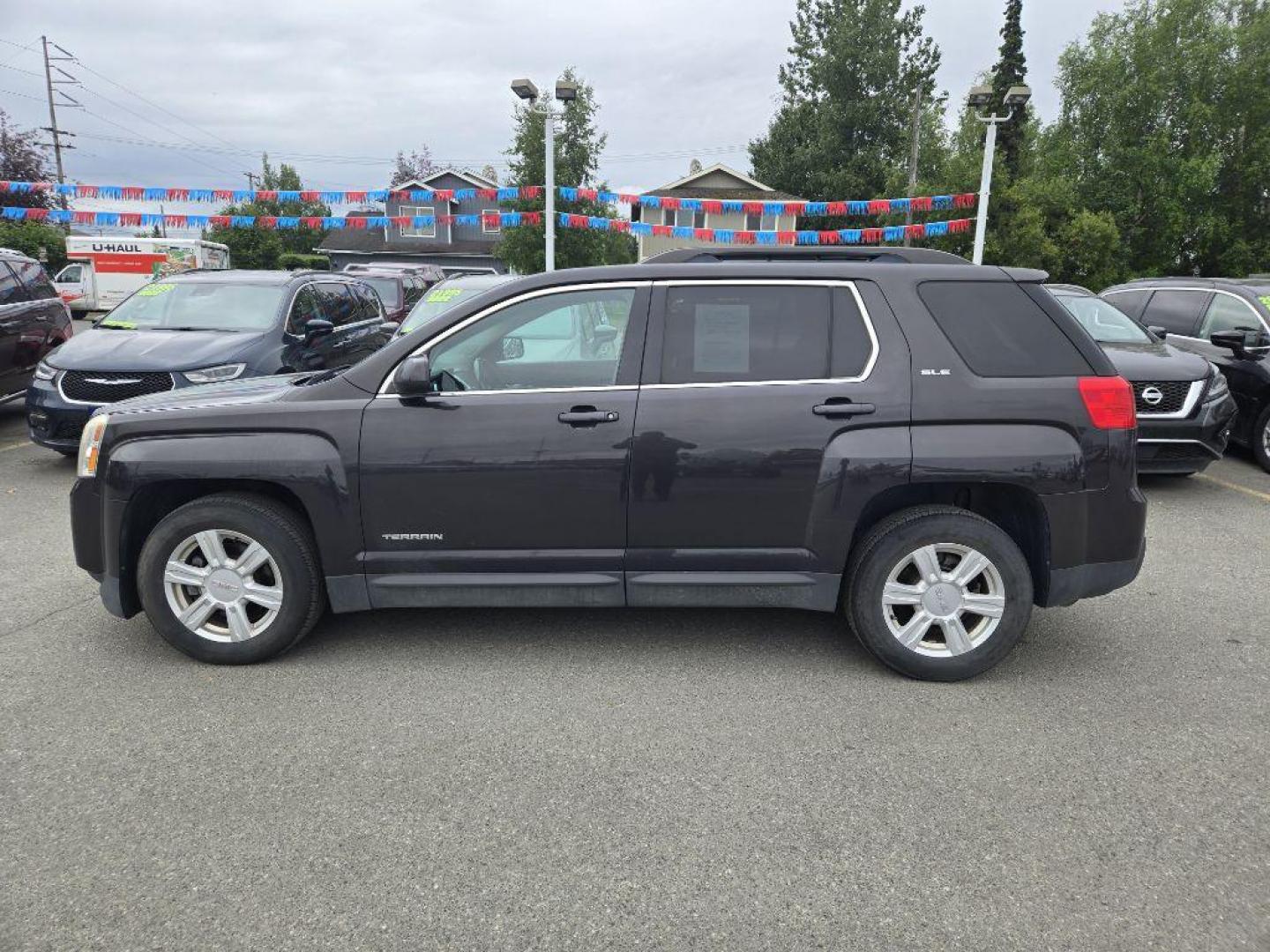 2014 GRAY GMC TERRAIN SLE (2GKFLWEK7E6) with an 2.4L engine, Automatic transmission, located at 929 East 8th Ave, Anchorage, AK, 99501, (907) 274-2277, 61.214783, -149.866074 - Photo#1