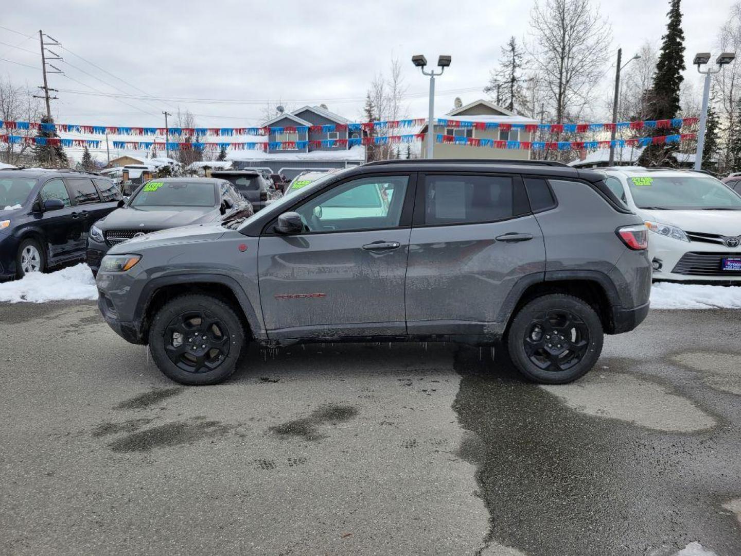 2023 GRAY JEEP COMPASS TRAILHAWK (3C4NJDDN9PT) with an 2.0L engine, Automatic transmission, located at 929 East 8th Ave, Anchorage, AK, 99501, (907) 274-2277, 61.214783, -149.866074 - Photo#1