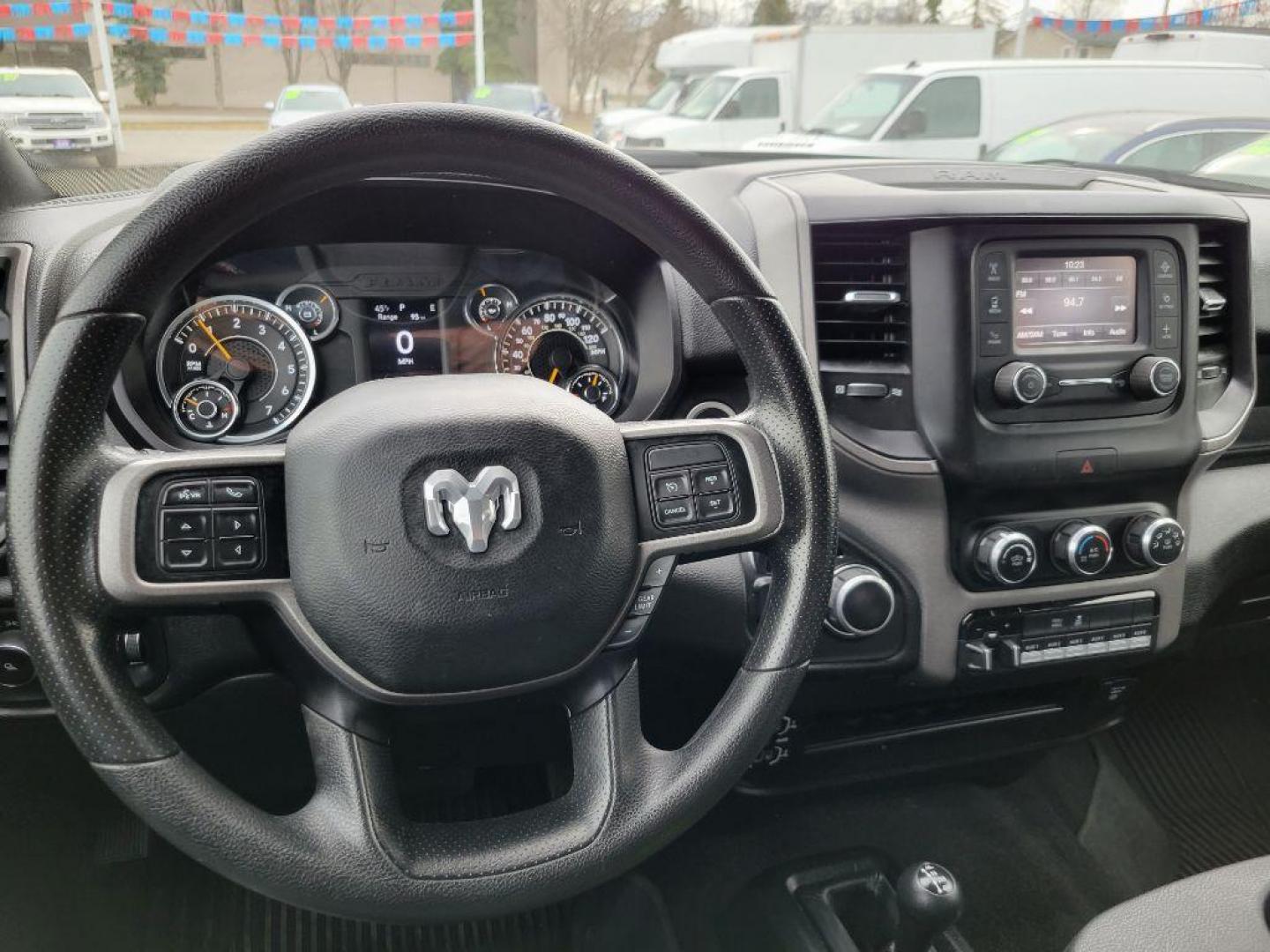 2022 SILVER RAM 2500 TRADESMAN (3C6UR5CJ6NG) with an 6.4L engine, Automatic transmission, located at 929 East 8th Ave, Anchorage, AK, 99501, (907) 274-2277, 61.214783, -149.866074 - Photo#4