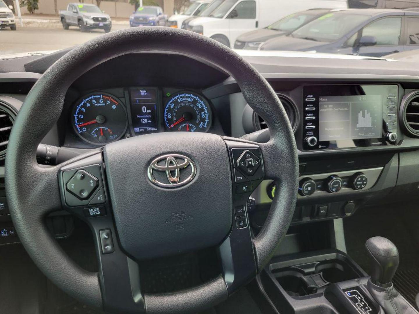 2020 WHITE TOYOTA TACOMA DOUBLE CAB (3TMCZ5AN7LM) with an 3.5L engine, Automatic transmission, located at 929 East 8th Ave, Anchorage, AK, 99501, (907) 274-2277, 61.214783, -149.866074 - Photo#4