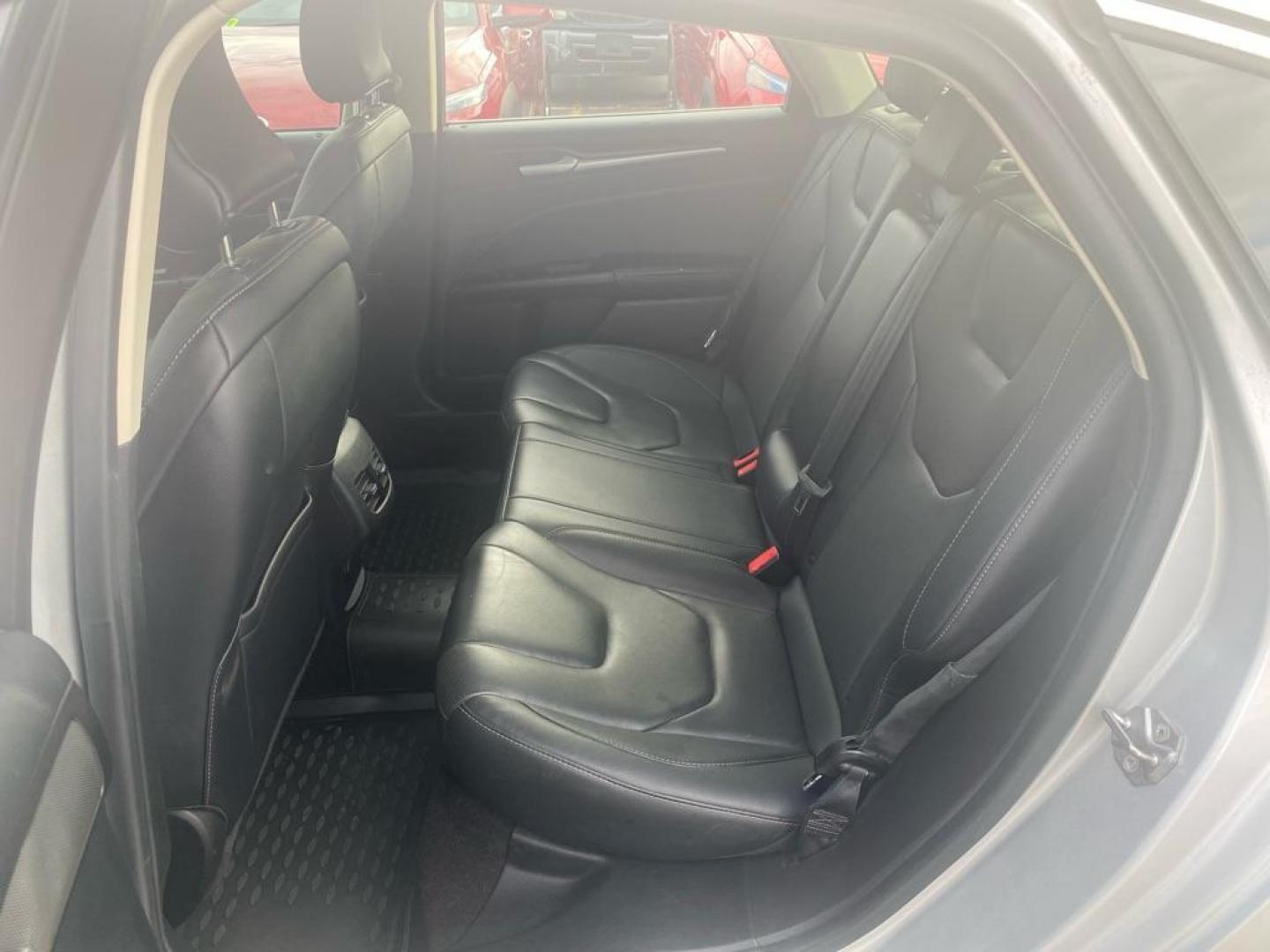2019 SILVER FORD FUSION TITANIUM (3FA6P0RU3KR) with an 2.0L engine, Continuously Variable transmission, located at 929 East 8th Ave, Anchorage, AK, 99501, (907) 274-2277, 61.214783, -149.866074 - Photo#3