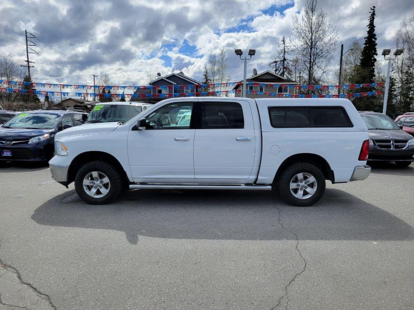 2013 WHITE RAM 1500 SLT (1C6RR7LT7DS) with an 5.7L engine, Automatic transmission, located at 929 East 8th Ave, Anchorage, AK, 99501, (907) 274-2277, 61.214783, -149.866074 - Photo#1