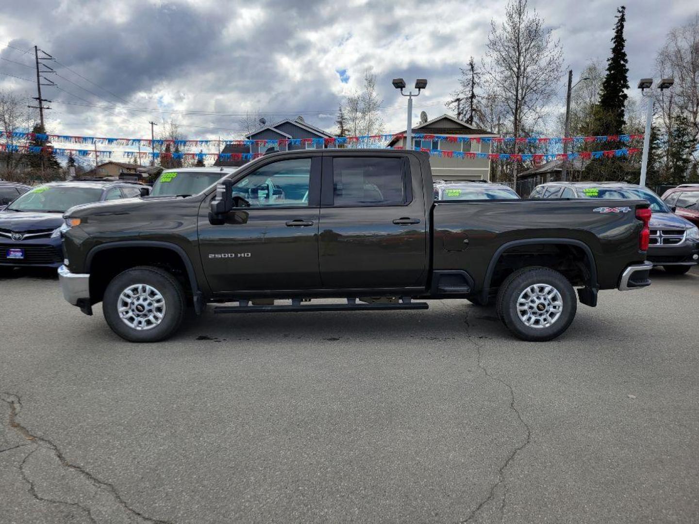 2023 BRONZE CHEVROLET SILVERADO 2500 HEAVY DUTY LT (2GC4YNE75P1) with an 6.6L engine, Automatic transmission, located at 929 East 8th Ave, Anchorage, AK, 99501, (907) 274-2277, 61.214783, -149.866074 - Photo#1