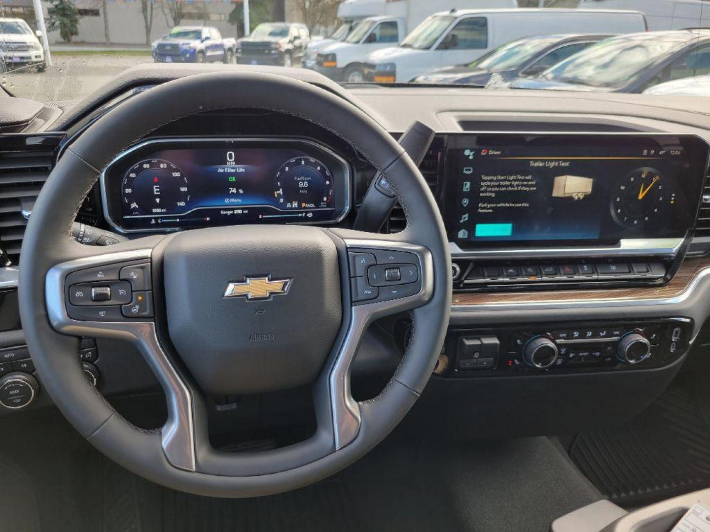 2023 GRAY CHEVROLET SILVERADO 1500 LT (1GCUDDEDXPZ) with an 5.3L engine, Automatic transmission, located at 929 East 8th Ave, Anchorage, AK, 99501, (907) 274-2277, 61.214783, -149.866074 - Photo#4