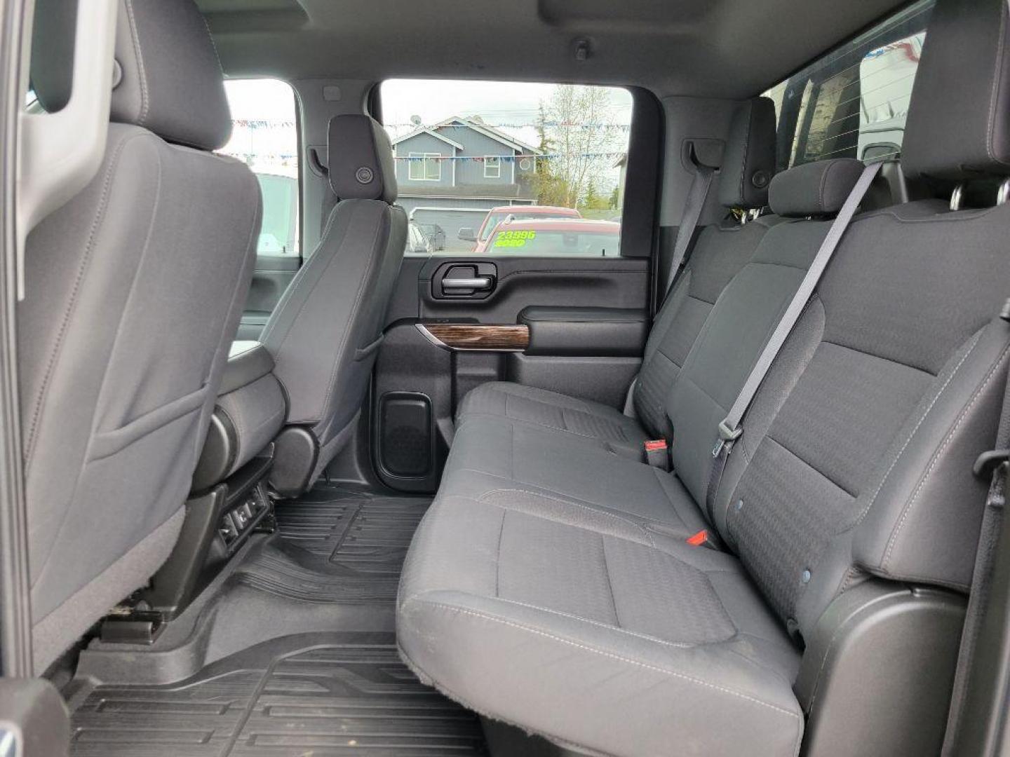 2021 BLACK GMC SIERRA 2500 SLE (1GT49ME71MF) with an 6.6L engine, Automatic transmission, located at 929 East 8th Ave, Anchorage, AK, 99501, (907) 274-2277, 61.214783, -149.866074 - Photo#3