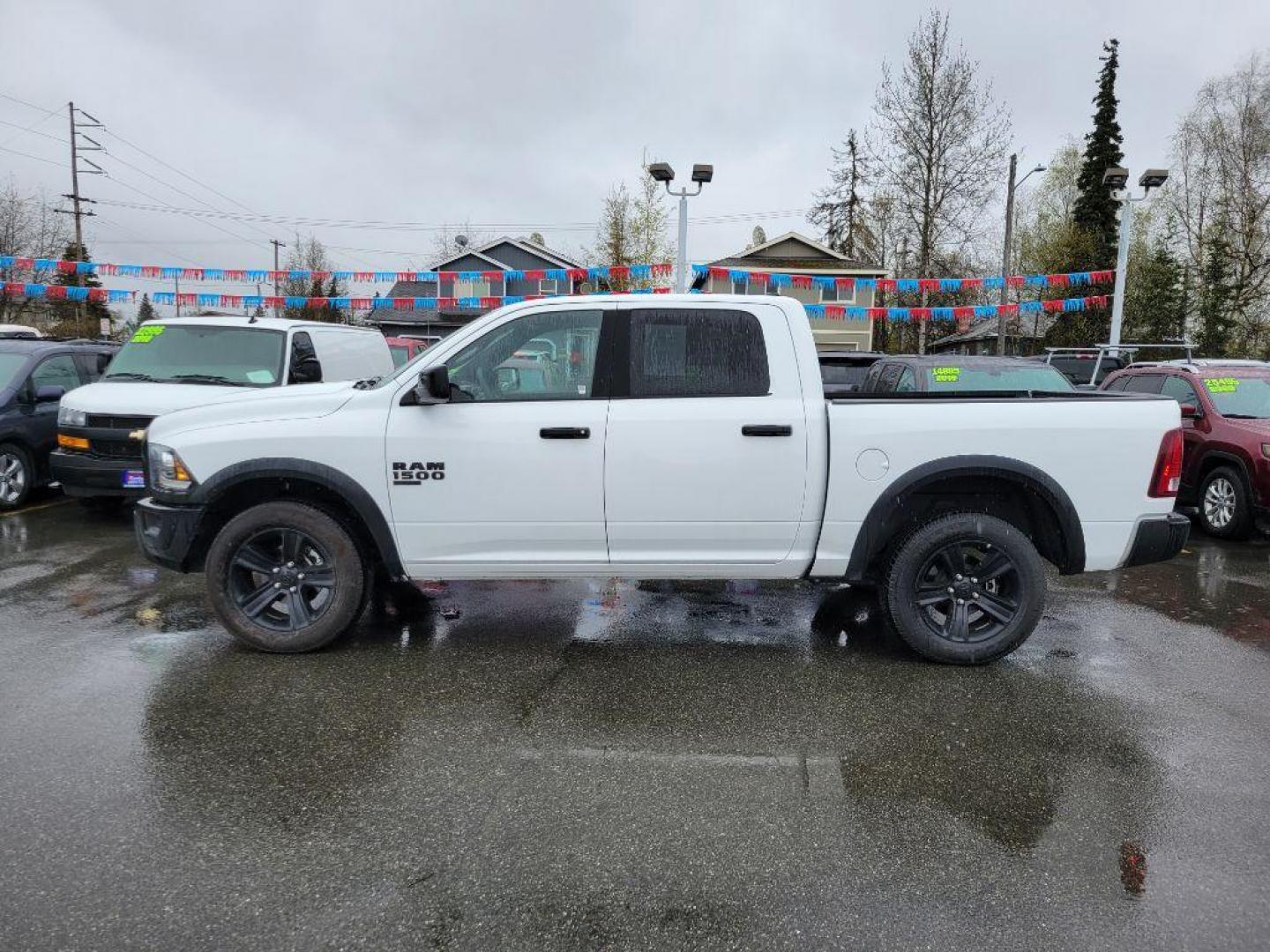 2022 WHITE RAM 1500 CLASSIC SLT (1C6RR7LG2NS) with an 3.6L engine, Automatic transmission, located at 929 East 8th Ave, Anchorage, AK, 99501, (907) 274-2277, 61.214783, -149.866074 - Photo#1