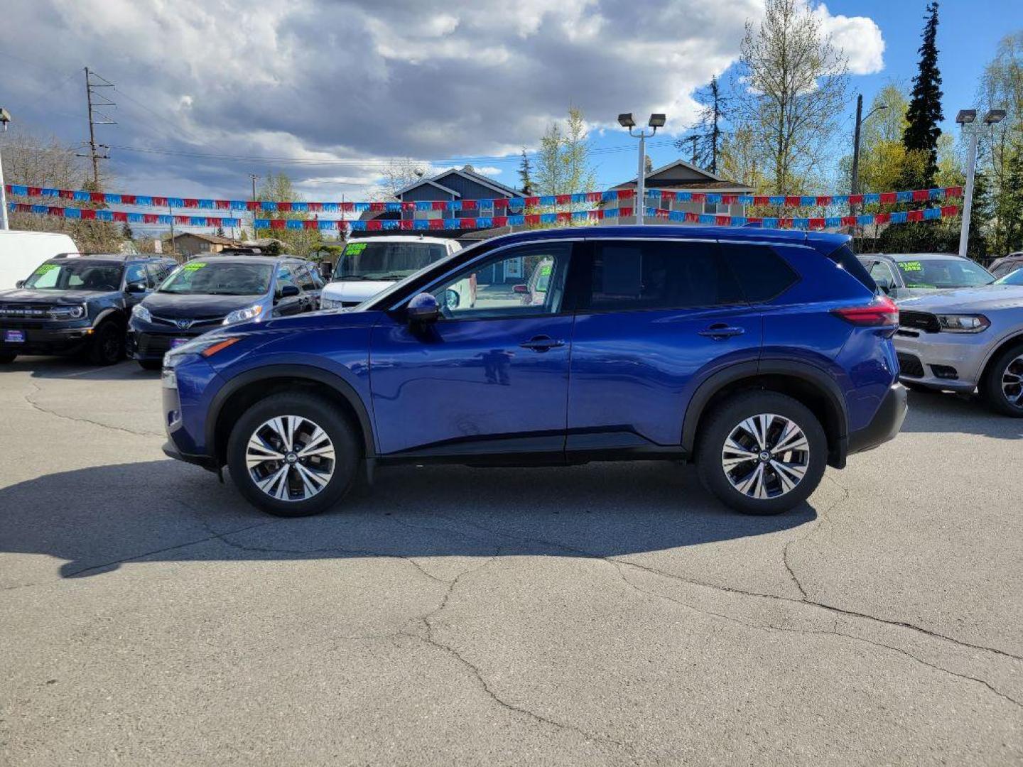 2021 BLUE NISSAN ROGUE SV (JN8AT3BB0MW) with an 2.5L engine, Continuously Variable transmission, located at 929 East 8th Ave, Anchorage, AK, 99501, (907) 274-2277, 61.214783, -149.866074 - Photo#1