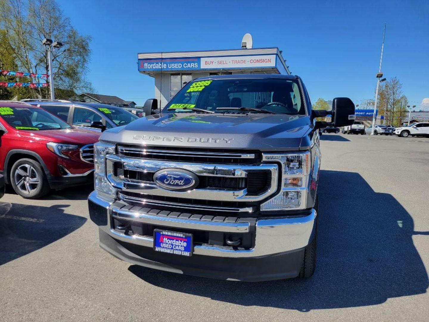 2022 GRAY FORD F250 SUPER DUTY (1FT7W2BT2NE) with an 6.7L engine, Automatic transmission, located at 929 East 8th Ave, Anchorage, AK, 99501, (907) 274-2277, 61.214783, -149.866074 - Photo#0