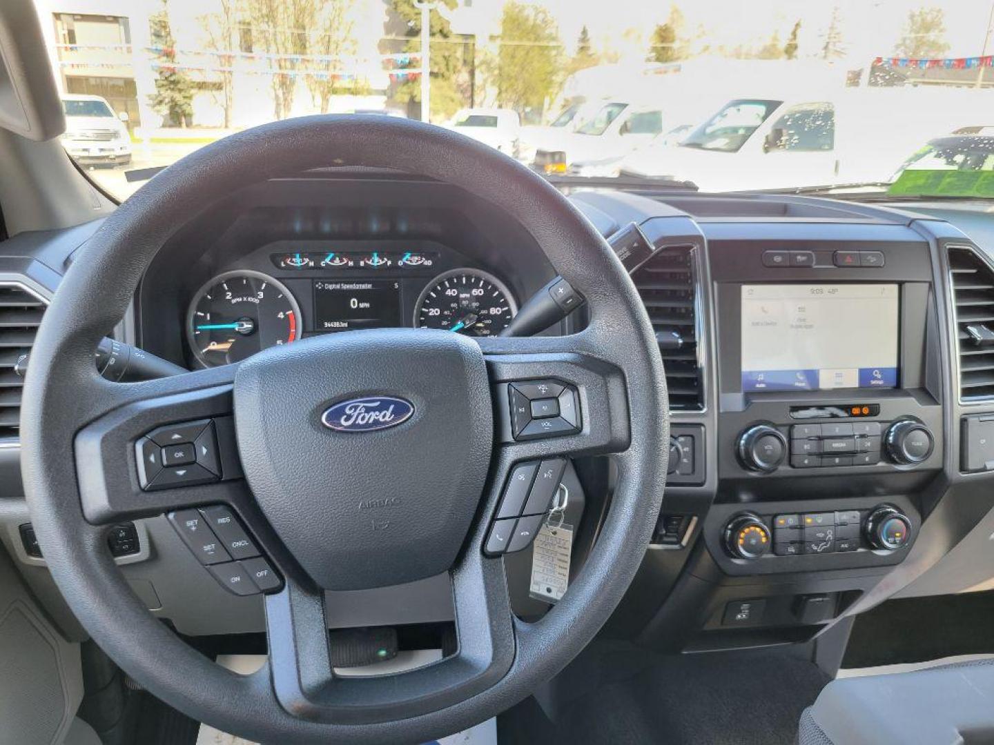 2022 SILVER FORD F250 SUPER DUTY (1FT7W2BT7NE) with an 6.7L engine, Automatic transmission, located at 929 East 8th Ave, Anchorage, AK, 99501, (907) 274-2277, 61.214783, -149.866074 - Photo#4